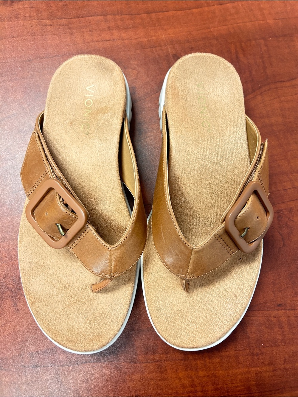 Vionic Brown Leather Buckle Thong Sandals